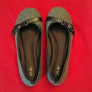 Size 8 curfew flats